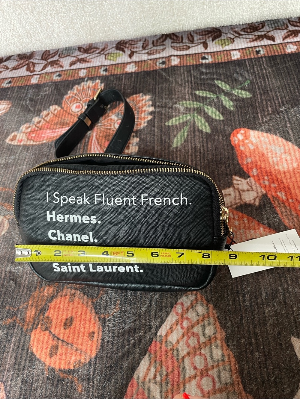 Black Crossbody Belt Bag I Speak Fluent French Fashion NWT Boutique Giftable - Picture 13 of 16